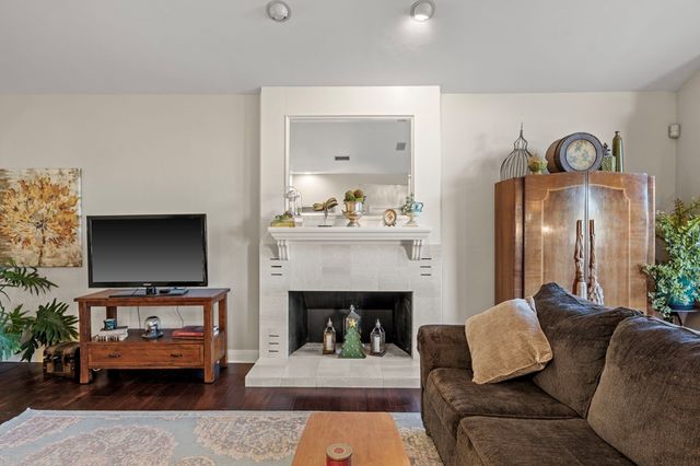 125 Grady Lane, Kerrville, TX 78028