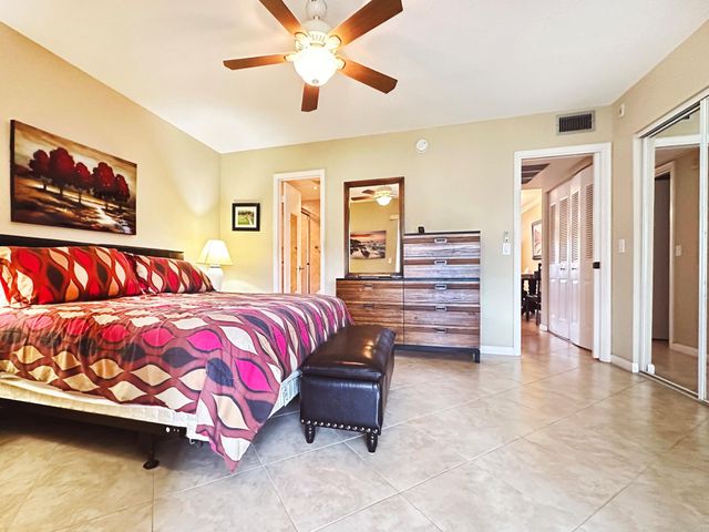 1024 Ashby D 1024, Deerfield Beach, FL 33442