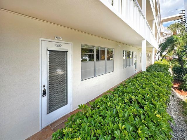 1024 Ashby D 1024, Deerfield Beach, FL 33442