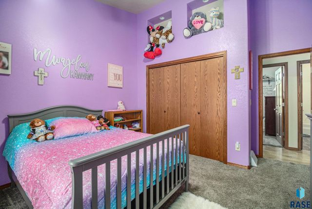 5201 E Quincey St Street, Sioux Falls, SD 57110