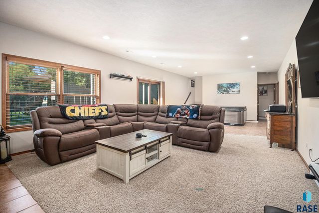 5201 E Quincey St Street, Sioux Falls, SD 57110