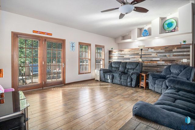 5201 E Quincey St Street, Sioux Falls, SD 57110