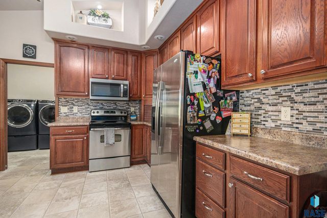 5201 E Quincey St Street, Sioux Falls, SD 57110