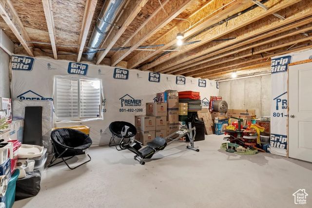 643 W BANNER DR, Grantsville, UT 84029