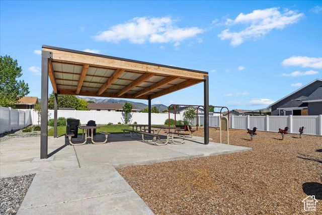 643 W BANNER DR, Grantsville, UT 84029