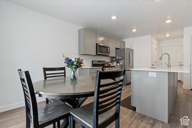 643 W BANNER DR, Grantsville, UT 84029