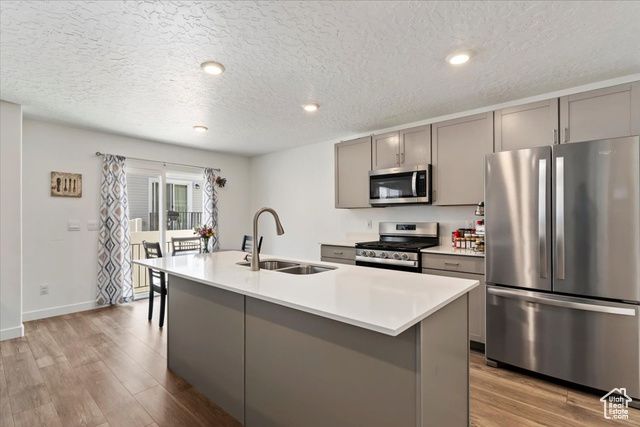 643 W BANNER DR, Grantsville, UT 84029