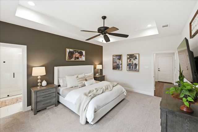 720 Whirlaway Road, Hewitt, TX 76643