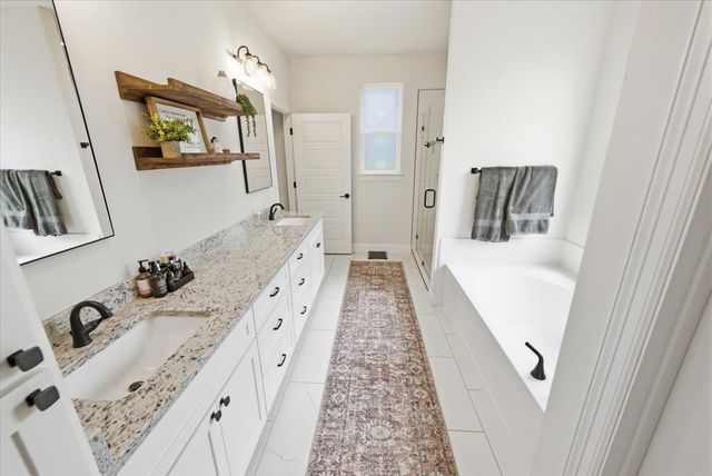 720 Whirlaway Road, Hewitt, TX 76643