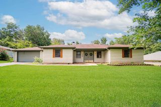 206 Wooded Trail, Longview, TX 75605