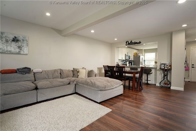 9073 Teays Valley Road, Scott Depot, WV 25560