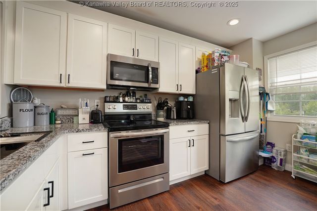 9073 Teays Valley Road, Scott Depot, WV 25560