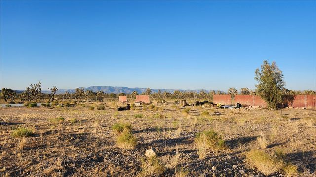 17932 N Needle Drive, Dolan Springs, AZ 86441