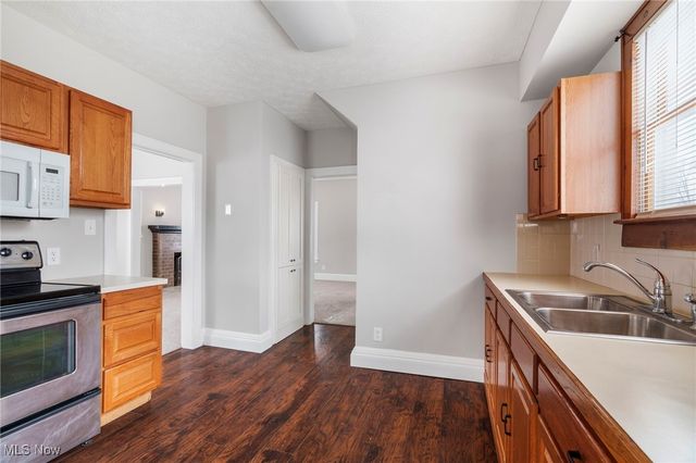 1416 19th Street NE, Canton, OH 44714