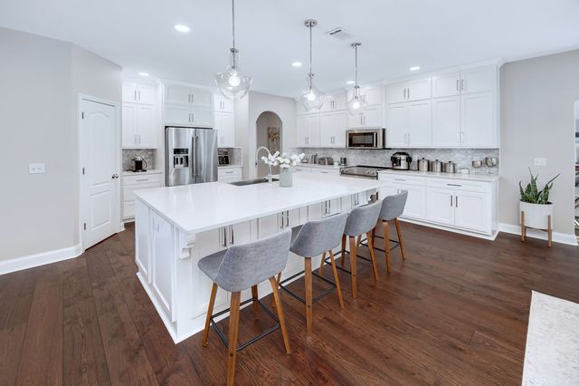 28 Riverside Drive, Fort Mitchell, AL 36856