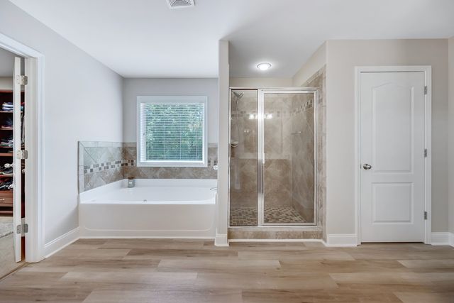 28 Riverside Drive, Fort Mitchell, AL 36856