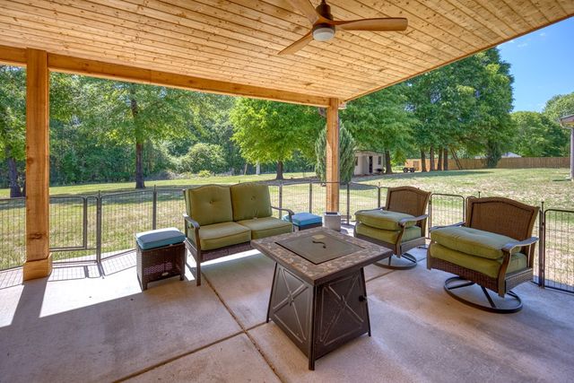28 Riverside Drive, Fort Mitchell, AL 36856