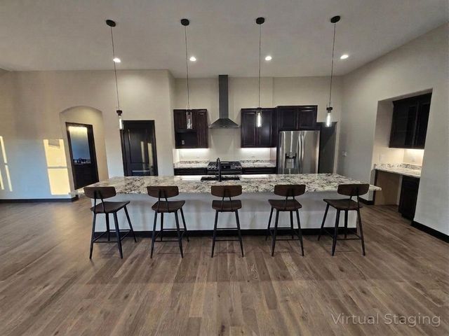 S64W22860 Garrett DRIVE, Waukesha, WI 53189