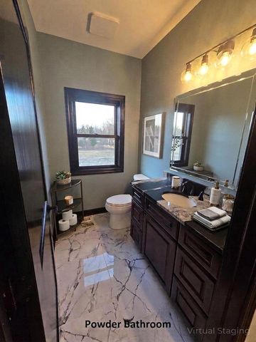 S64W22860 Garrett DRIVE, Waukesha, WI 53189