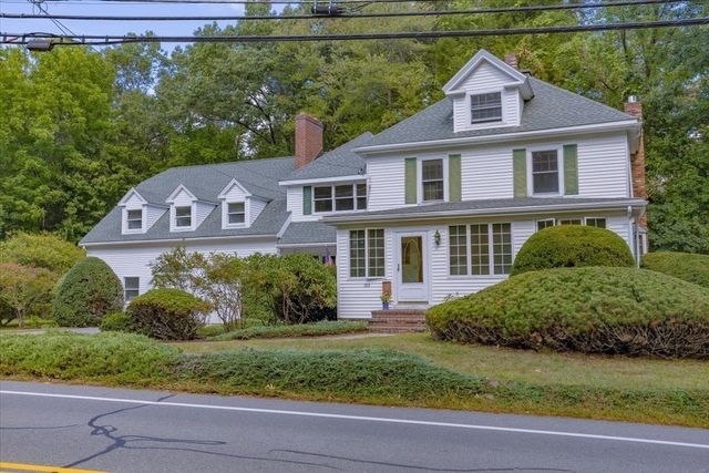 103 Westford St, Chelmsford, MA 01824