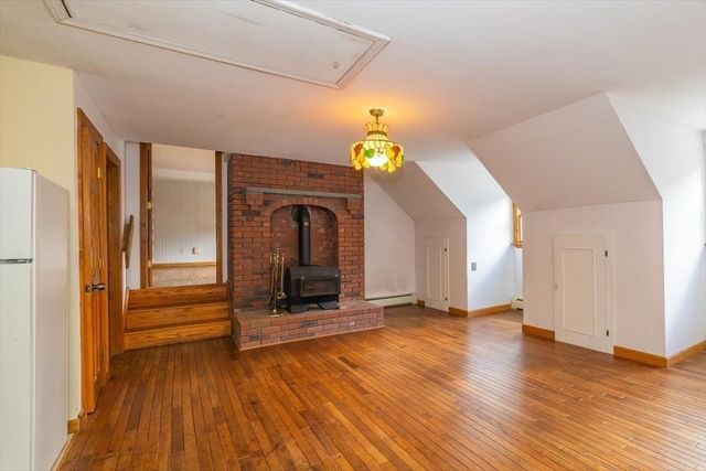 103 Westford St, Chelmsford, MA 01824