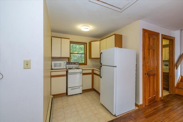 103 Westford St, Chelmsford, MA 01824