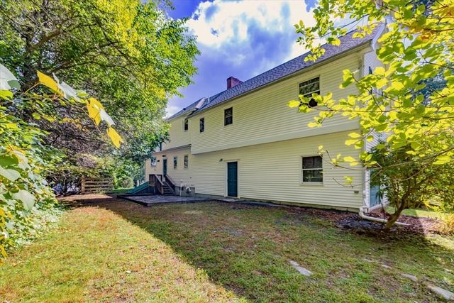 103 Westford St, Chelmsford, MA 01824