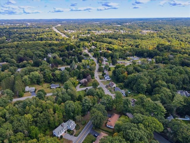 103 Westford St, Chelmsford, MA 01824