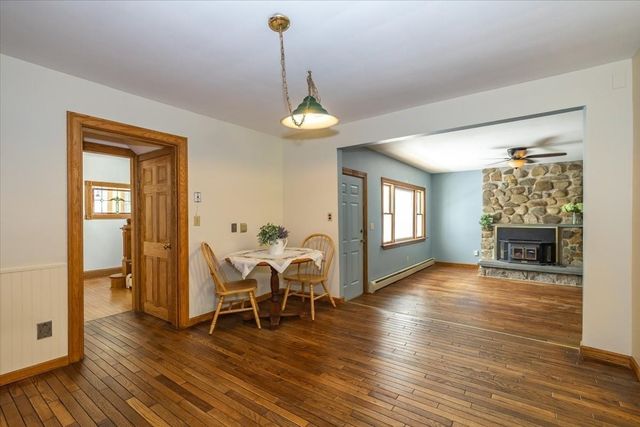 103 Westford St, Chelmsford, MA 01824
