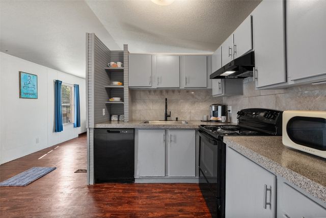 803 Evening Drive, Arlington, TX 76001