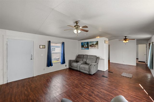 803 Evening Drive, Arlington, TX 76001