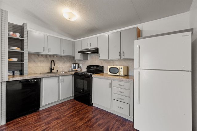 803 Evening Drive, Arlington, TX 76001