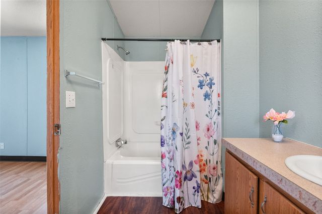 803 Evening Drive, Arlington, TX 76001