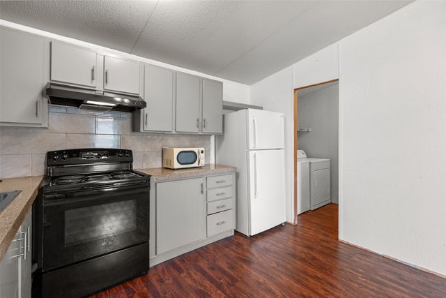 803 Evening Drive, Arlington, TX 76001