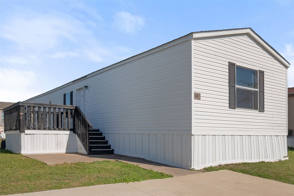 803 Evening Drive, Arlington, TX 76001