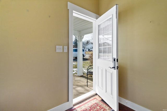 163 E Anson Street, Upland, IN 46989