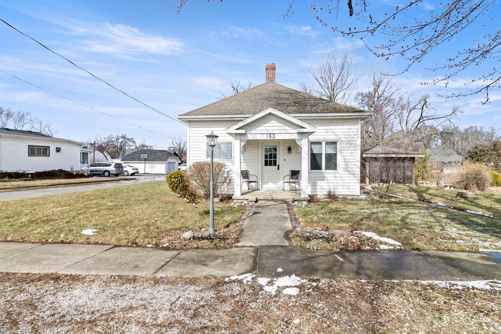 163 E Anson Street, Upland, IN 46989