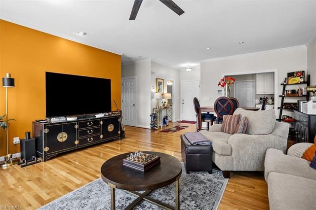 509 Sherwood Hills Drive, Winston-salem, NC 27104