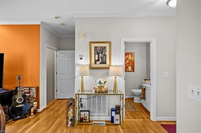 509 Sherwood Hills Drive, Winston-salem, NC 27104