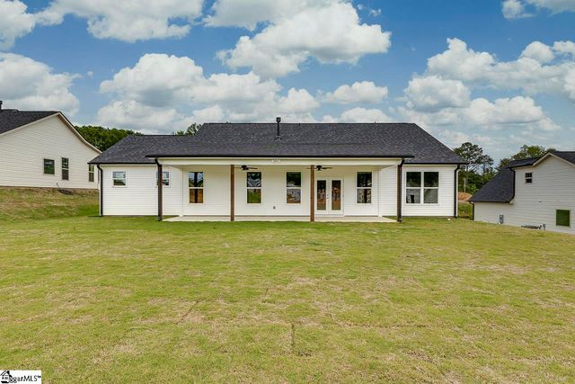 112 Walters Way, Pickens, SC 29671