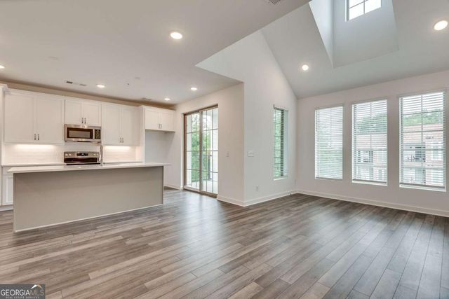 513 Burton Drive, Alpharetta, GA 30009