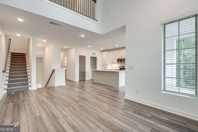 513 Burton Drive, Alpharetta, GA 30009