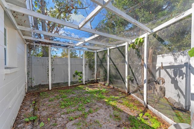 8644 MAY CIRCLE, Tampa, FL 33614