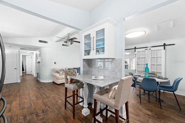 8644 MAY CIRCLE, Tampa, FL 33614