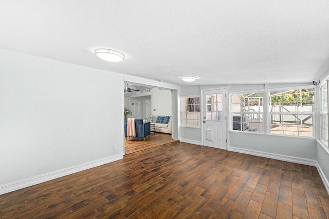 8644 MAY CIRCLE, Tampa, FL 33614