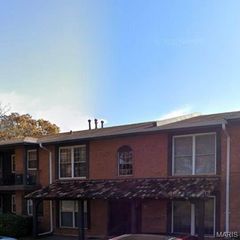 8752 Santa Bella Drive G, Hazelwood, MO 63042