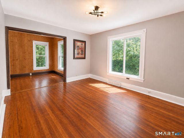 17 City Mills Lane, Waterbury, CT 06704