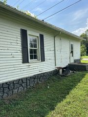 612 Old Highway 31 E 3, Bethpage, TN 37022