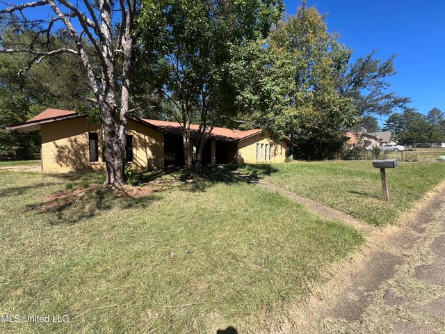 4224 Cypress Drive, Jackson, MS 39212