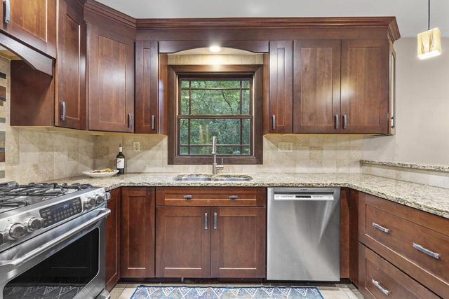 W4371 Laurel STREET, Lake Geneva, WI 53147